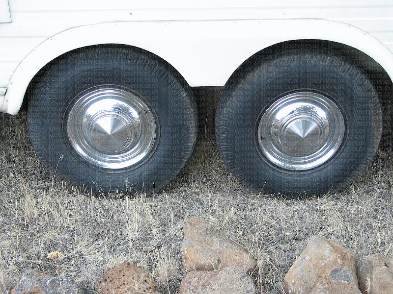 IMG_0134-vintagetrailerhubs.jpg